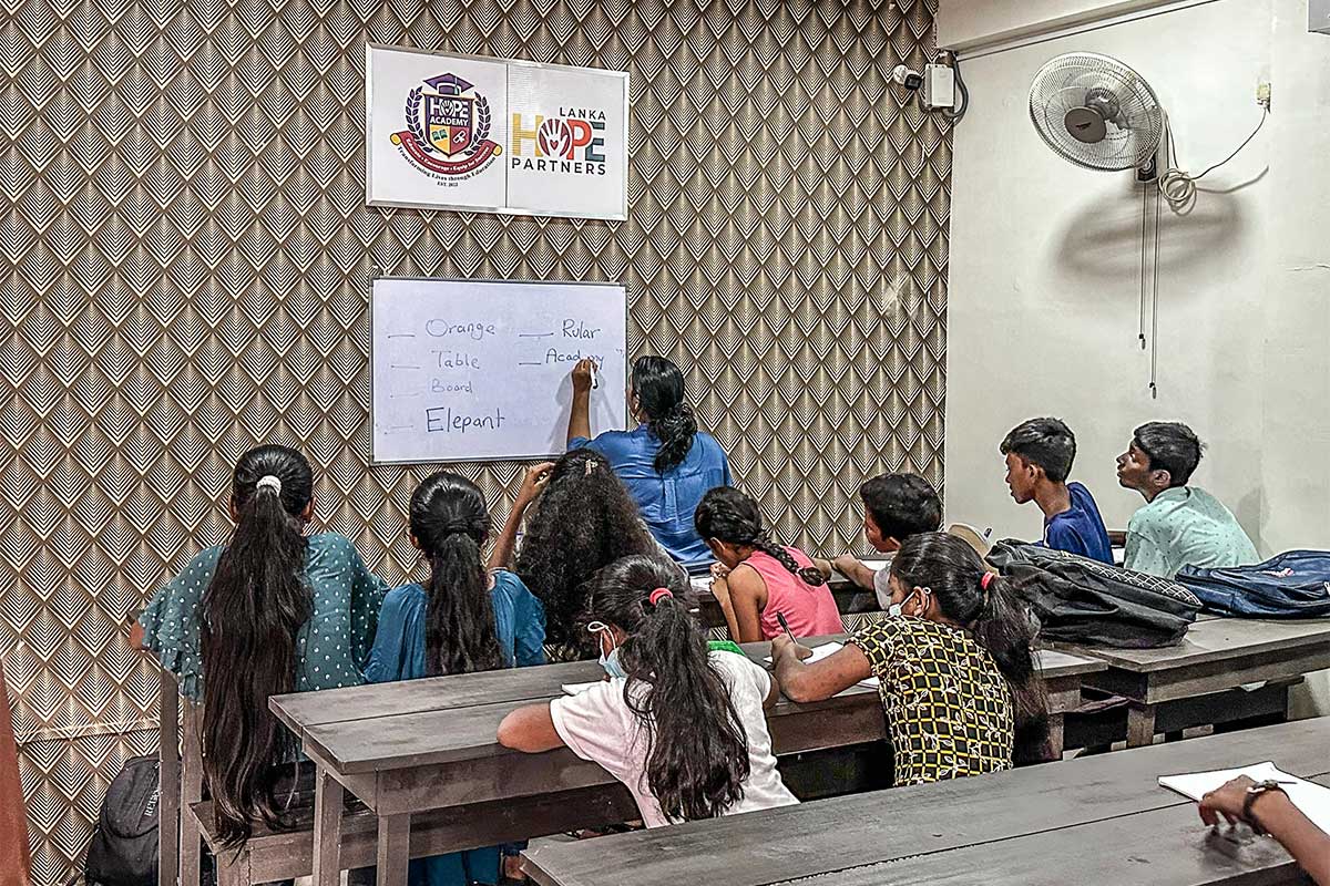 Hope Academy • Sri Lanka, English Classes